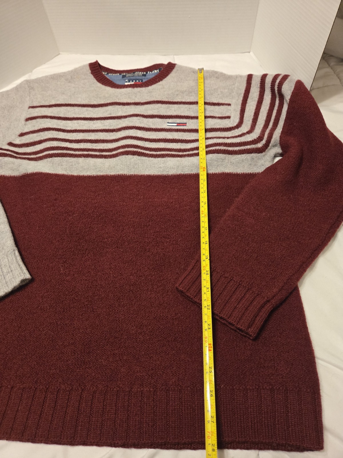 Vtg Tommy Hilfiger 100% Wool Sz M Sweater Stripes Logo Fisherman Holiday Festive