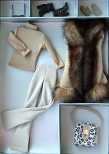 YOU'LL LOVE Spotted on the Scene FASHION Barbie Club Exclusive NRFB SILKSTONE