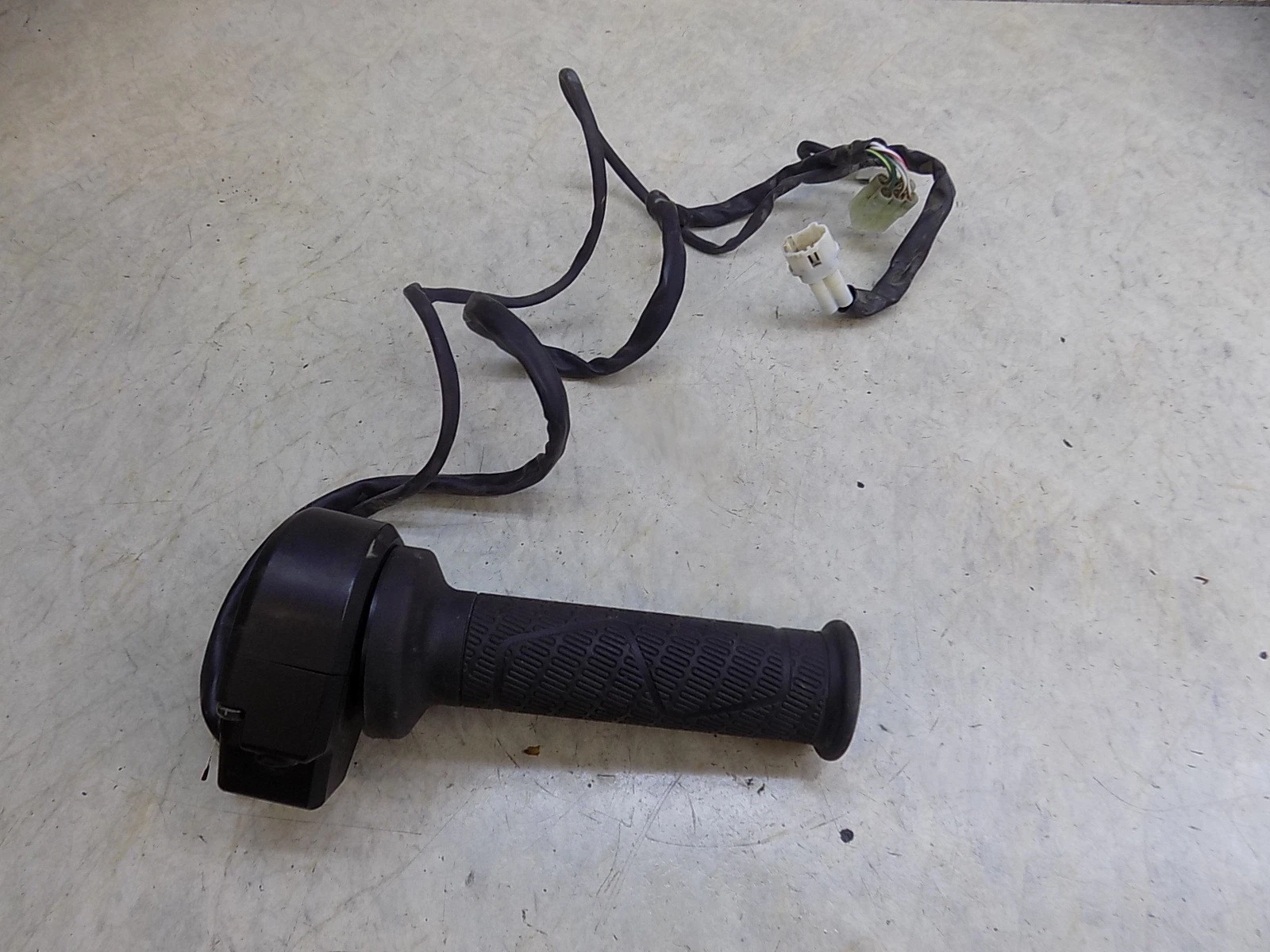 Husqvarna 901 Norden Expedition Heated Grip w/ Throttle / wires  2024 Low miles