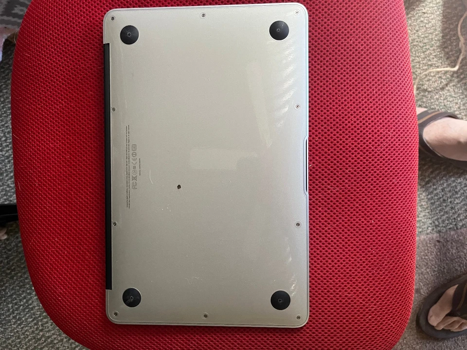 PC portátil ultra portátil MX Linux equipado Macbook Air A1370 4 GB RAM 128 GB SSD Foto 3 de 3