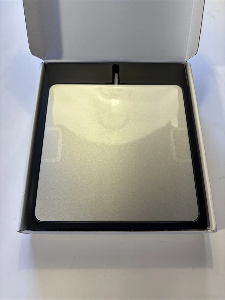 Apple USB SuperDrive A1379 MD564ZM/A - Totalmente Nuevo Foto 3 de 4