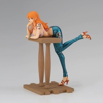 One Piece Nami Aufstellfigur Sammler