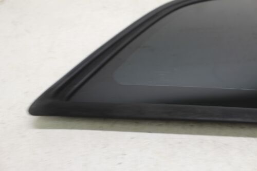2008-2014 Dodge Challenger RT oem RH passenger side quarter panel window glass - Picture 3 of 13
