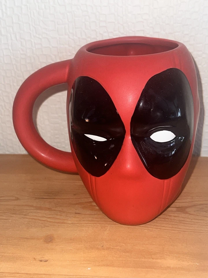 Tasse / Mug Deadpool MARVEL - Photo 2/4