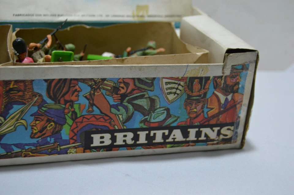 Caja Tienda Britain Herald Vintage con 53 soldados de plástico 1:32 RARA Argentina Foto 2 de 4