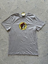 Buc-ee's Logo T-Shirt - Gray - NWT - Medium