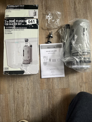 Glacier Bay 1005 129 161. Dual Flush Valve ONLY