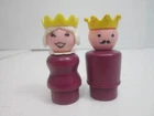 Vintage Fisher Price Little People Castle King & Queen Wood Figure #993