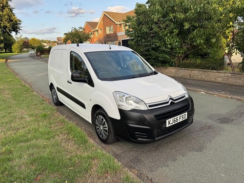 2017 Citroen Berlingo 1.6 BlueHDi 625Kg LX 100ps ETG6 PANEL VAN Diesel Automatic - Picture 7 of 19