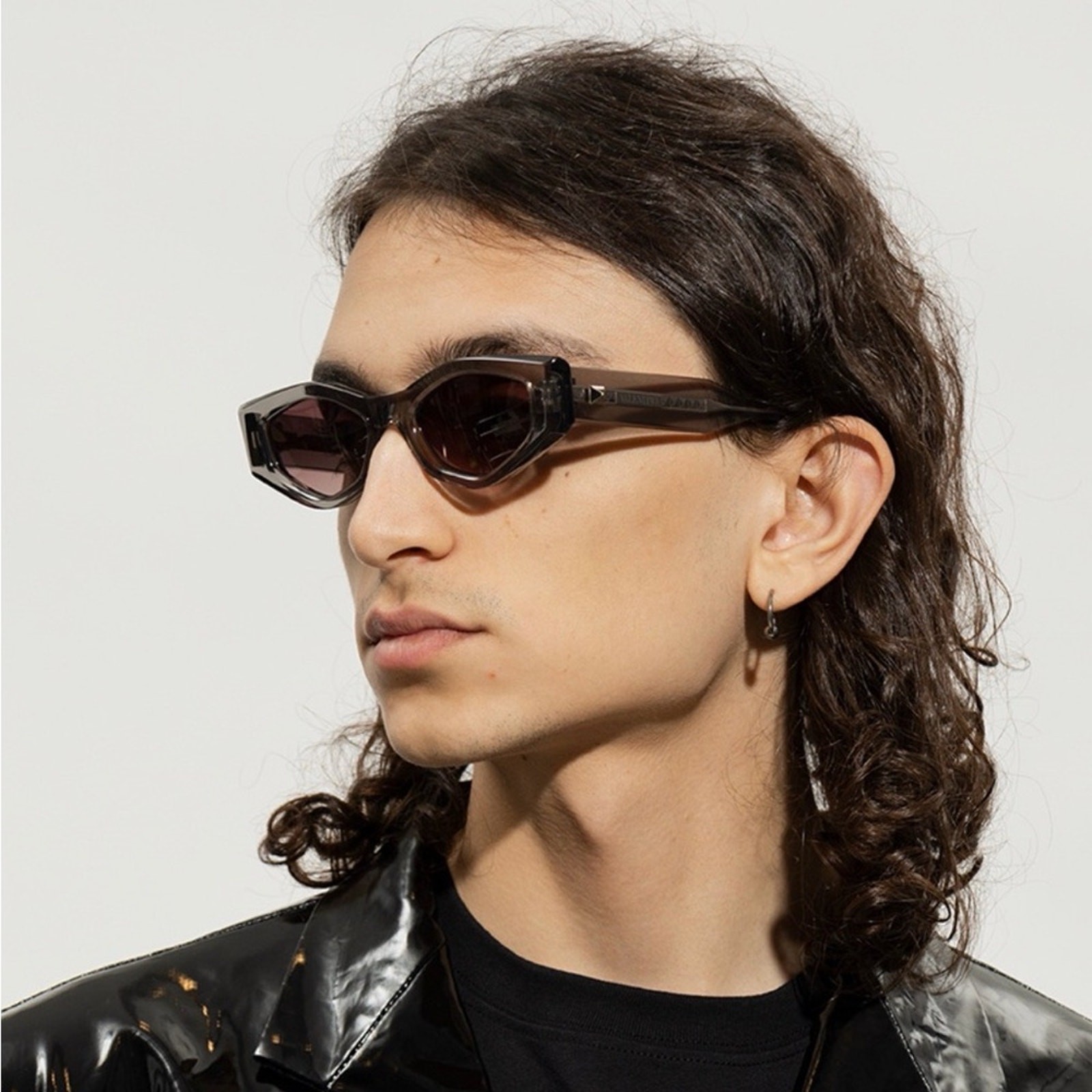  New! Valentino V TRE VLS 101C, Stylish Gray Sunglasses, Authentic thumbnail 6