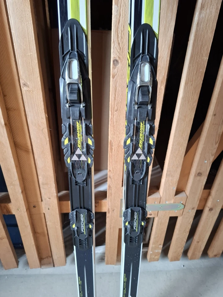 Langlaufski "Fischer Skate" + Langlaufstöcke "Salomon" - Bild 3 von 4