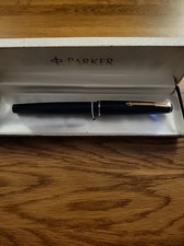 Vintage Parker 17 Duofold Fountain Pen Black with Gold Trim. Cased.