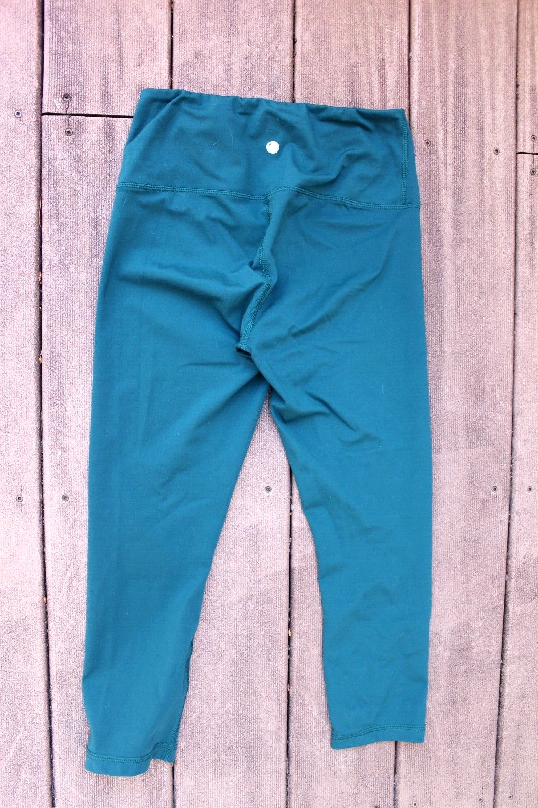 yogalicious lux workout capri leggings