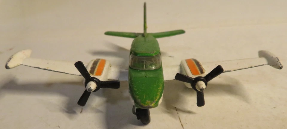 Vintage Green Matchbox 1974 Lesney Prod. & Co. S.B.8 Cessna 402 Made In England - Image 3 of 4