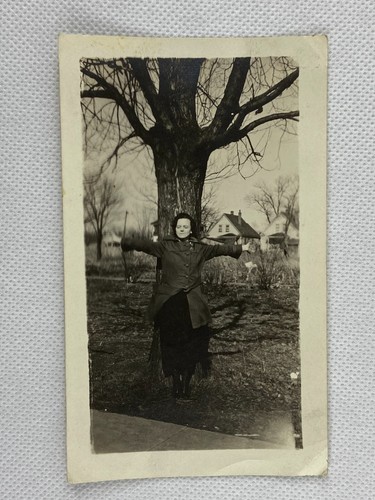 Woman With Arms Extended By Tree Eyes Closed B&W Photograph 2.75 x 4.5 - Picture 2 of 3