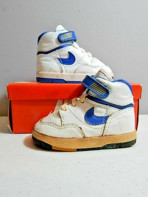 vintage baby nike shoes