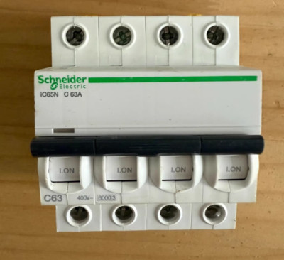 1PC NEW Schneider Miniature circuit breaker A9F18463 iC65N 4P C63A #LL