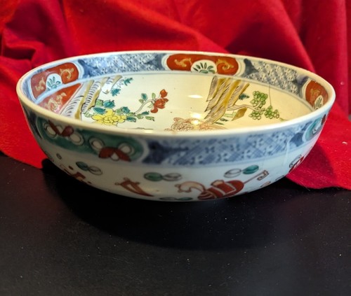 Excepcional cuenco de porcelana pintado a mano del período Edo con patrones de signos auspiciosos - Imagen 3 de 16