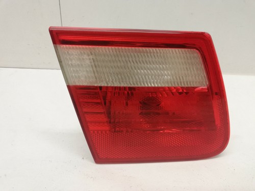 BMW 3er E46 318i  Rückleuchte Rücklicht Heckleuchte links innen  8368759   (88R)