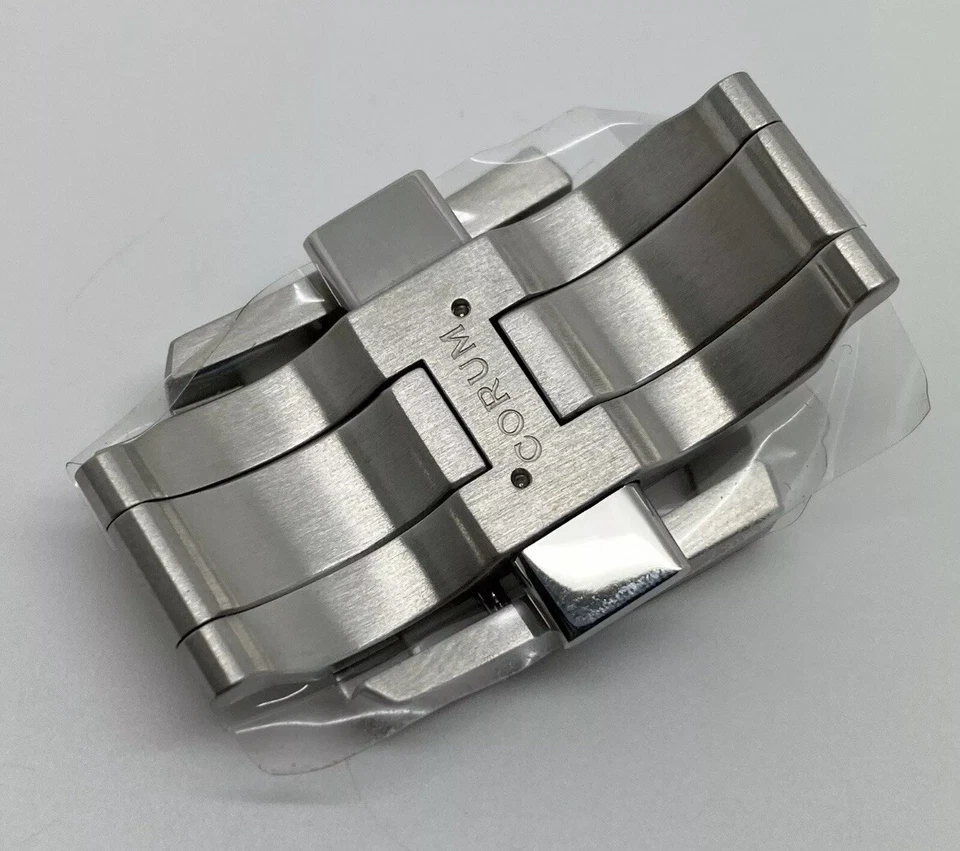 Cierre de despliegue de acero inoxidable Corum para reloj de pulsera Admiral Cup para hombre 18 mm OEM Foto 2 de 4