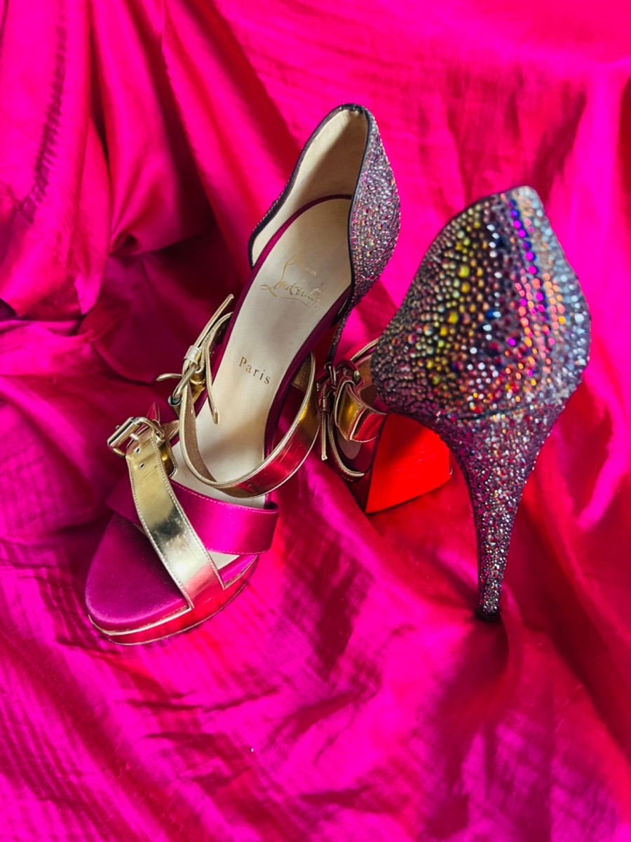 ち*い様 Christian Louboutin Our es Christian Louboutin Ambertina fuchsia gold heels w/Swarovski