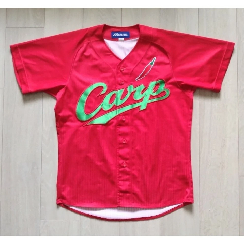 Hiroshima Toyo Carp Kuroda Crimson Mizuno Baseball Uniform Used Limited - Image 2 of 4