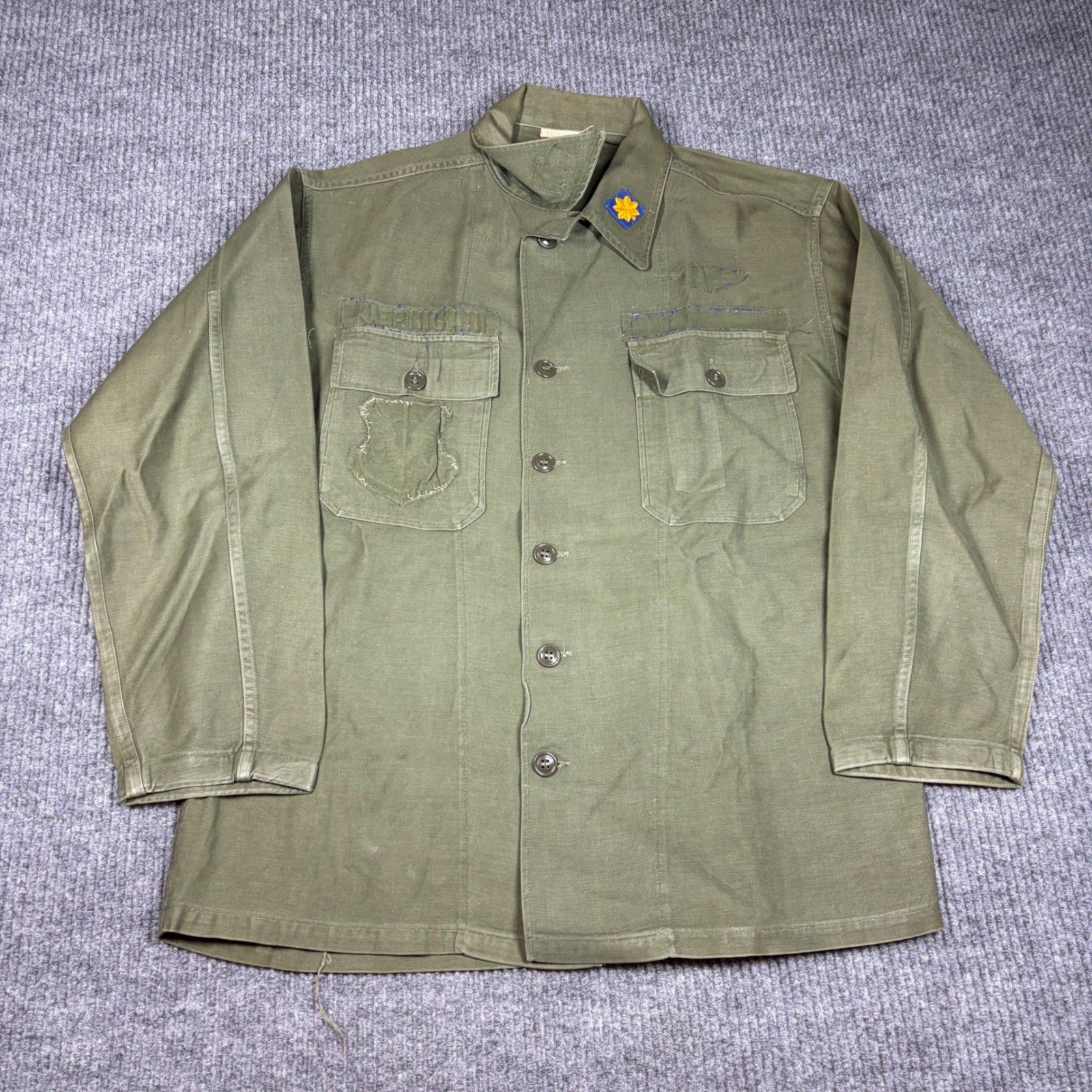 Vintage US Army OG-107 Sateen Fatigue Shirt Jacket Men Medium Green Utility Coat