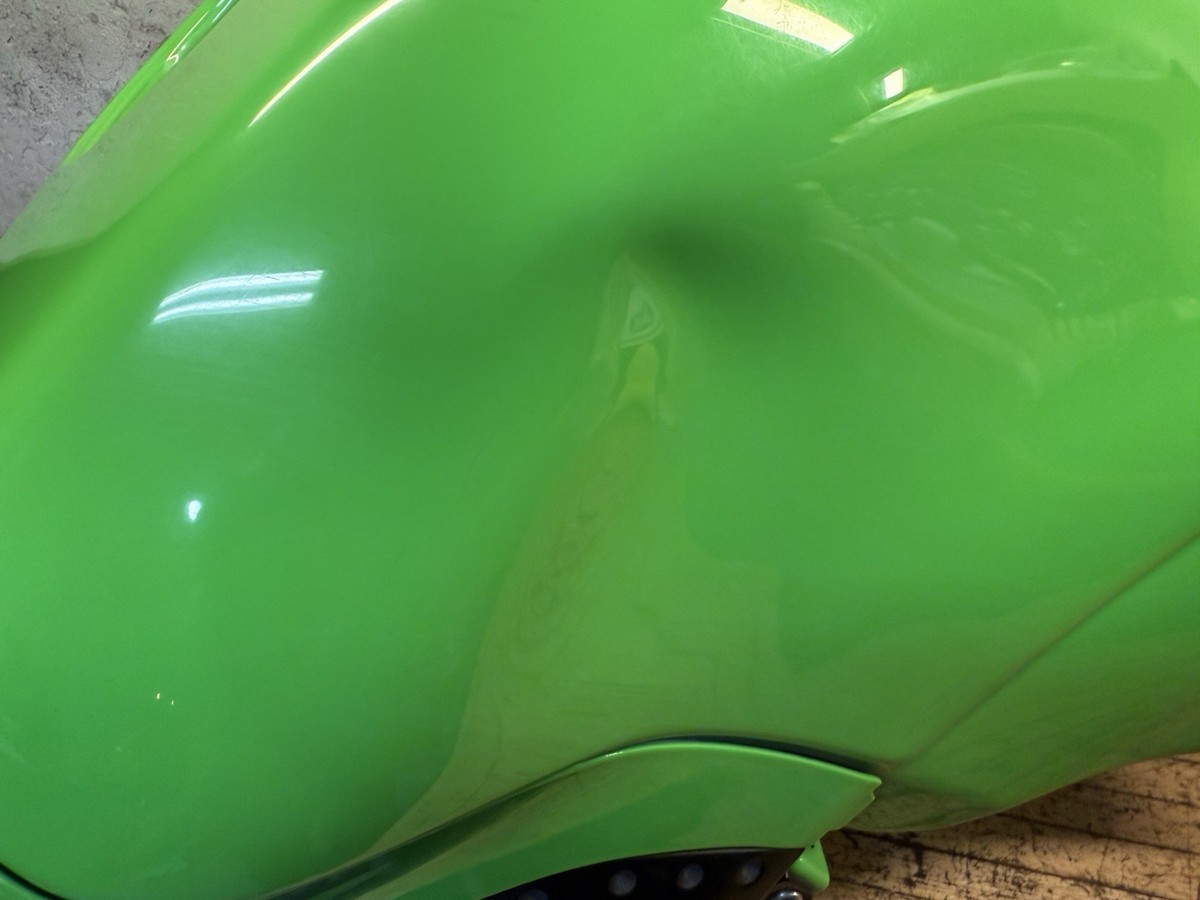 2005 2006 05 06 KAWASAKI NINJA ZX6R 636 OEM GAS TANK FUEL CELL