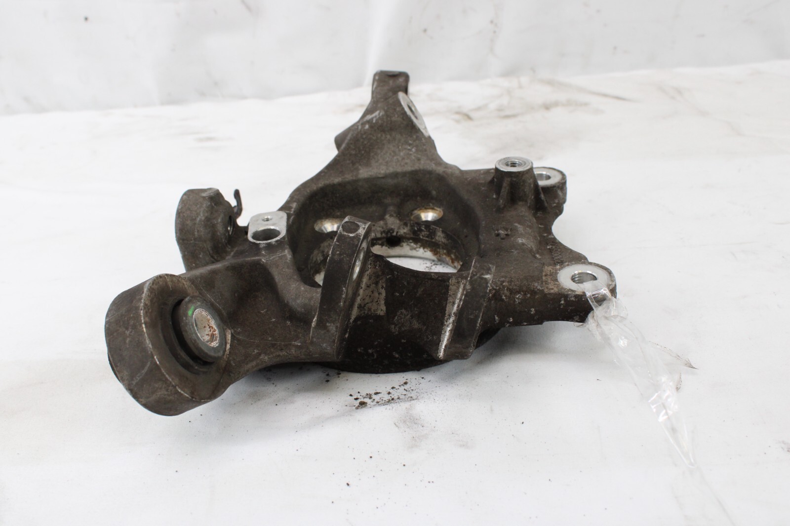 🚀 MASERATI QUATTROPORTE AWD REAR RIGHT SIDE SPINDLE KNUCKLE HUB OEM 2014 - 2016