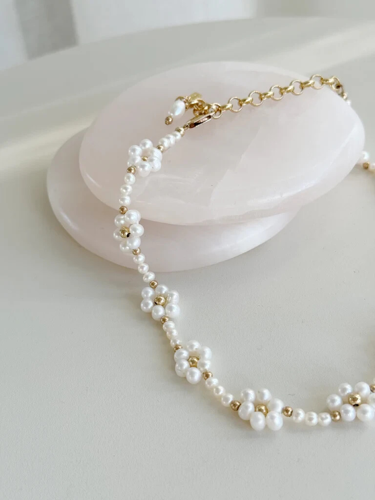 ELIOU Flower Pearl Necklace | eBay