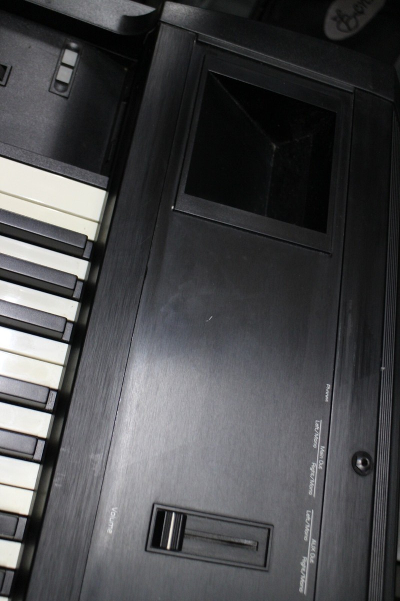 UESD Ensoniq TS 12 Keyboard TS-12 Synthesizer Work station U1916