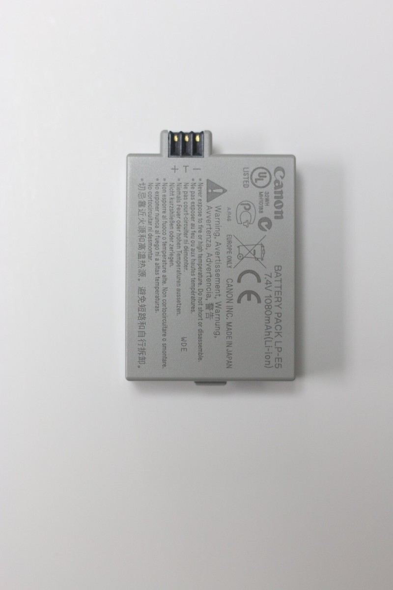 DSTE - Batteria di ricambio LP-E5 + caricatore USB doppio con