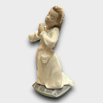 Vintage Lladro Spain 'Communion Prayer (Girl)' #6089 Porcelain