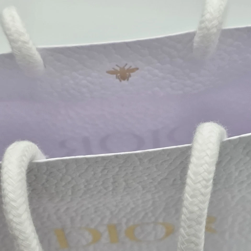 Лот из 2 маленький классический DIOR белый текстурированный бумаги подарок сумка новый 5 x 5 x 2 - Изображение 3 из 4