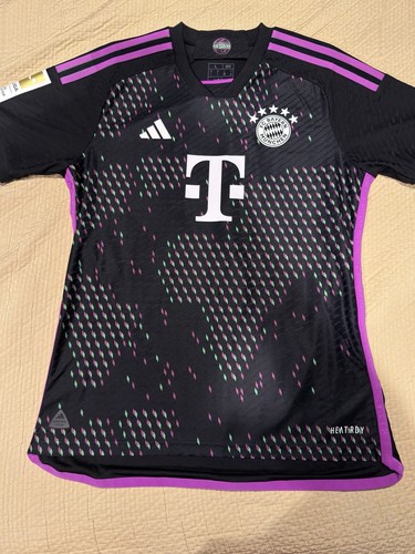 Harry Kane 23/24 [Authentic] Bayern Munich Away Jersey (Large)