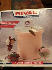 Vintage Rival Ice Cream & Yogurt Freezer Peach 4 Quart Electric Model 8401
