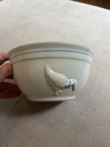 Vintage Country McCoy Goose Nesting Mixing Bowl 2107 1980s