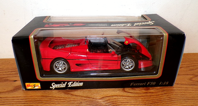 Maisto Ferrari F50 Hard Top Red 1/18 Scale Diecast Model Car for