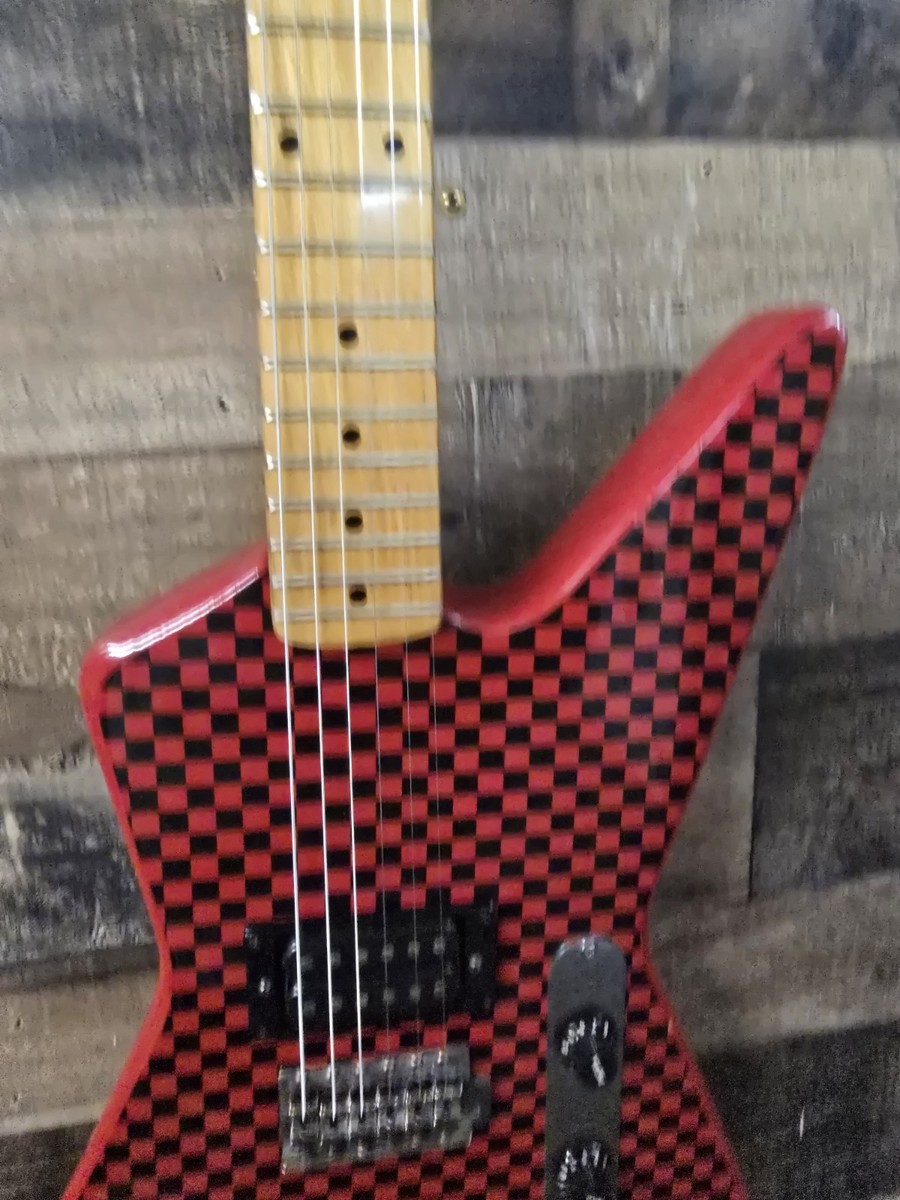 Early 1980s Hondo Deluxe 781 Series Electric Guitar Red And Black