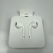 Apple Genuine Lightning Wired Earpods - With Volume Control Brand New