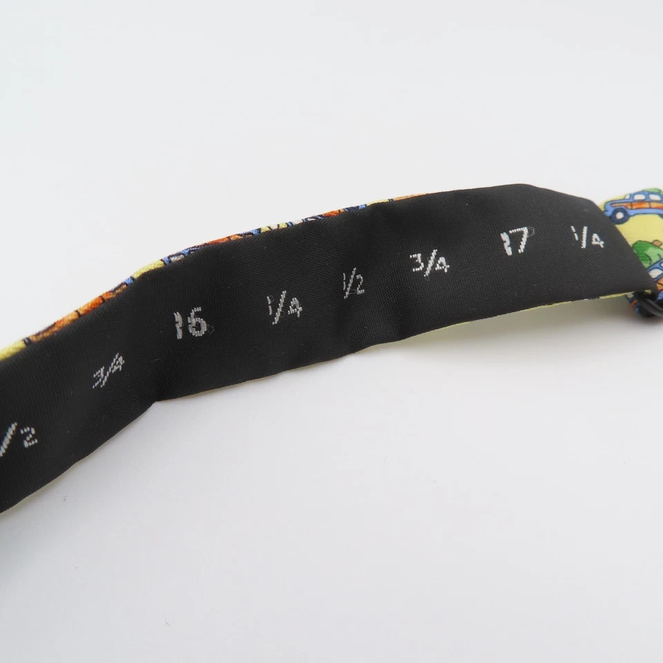 Pajarita de seda Vineyard Vines amarillo verde azul Navidad 2" de ancho pre atada EE. UU. Foto 3 de 4