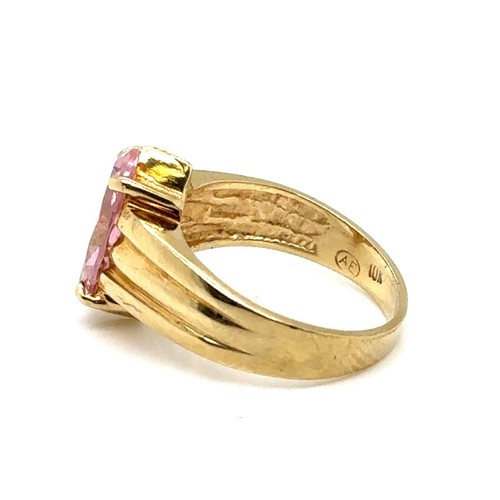 10KT YELLOW GOLD PINK DIAMONIQUE/CUBIC ZIRCONIA SOLITAIRE RING SIZE 4, 3.2 GRAMS - Picture 6 of 6