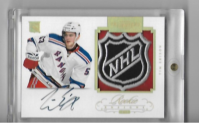 2011-12 Dominion Rookie Ensigns Signatures #34 Tim Erixon