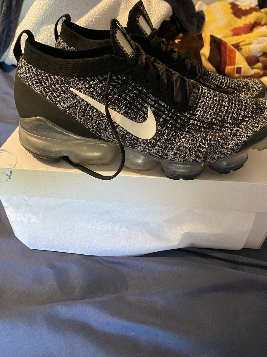 vapormax flyknit 2 oreo