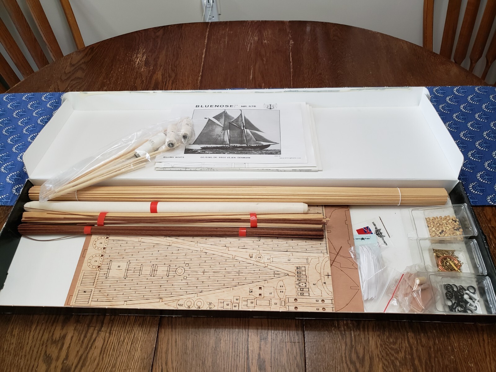 Billing Boats 576 -Bluenose- 1:65 Scale Model Fishing Schooner Laser Cut 30 Inch