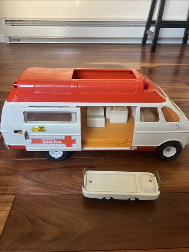 1970s Vintage Pressed Steel Tonka Emergency Rescue Ambulance w/ Stretcher