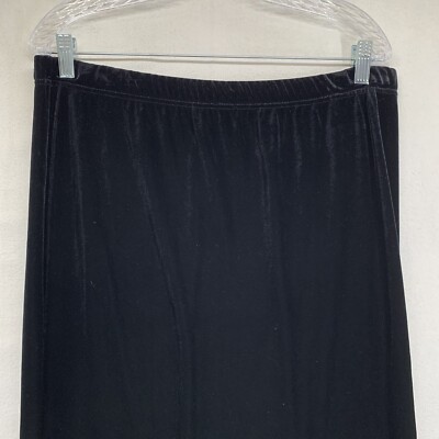 Vintage Women's Black Velvet Skirt Medium 28x34 in Extremely Black