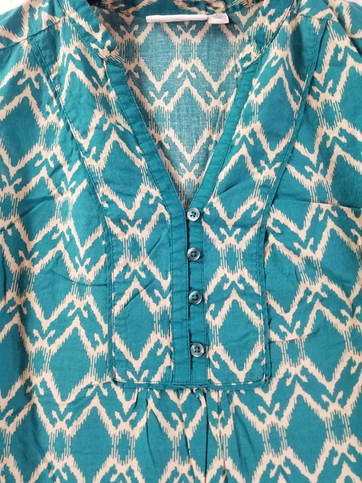 St Johns Bay Sleeveless Top Blouse Womens L Teal Cream Diamond Pattern Buttons - Image 2 of 4