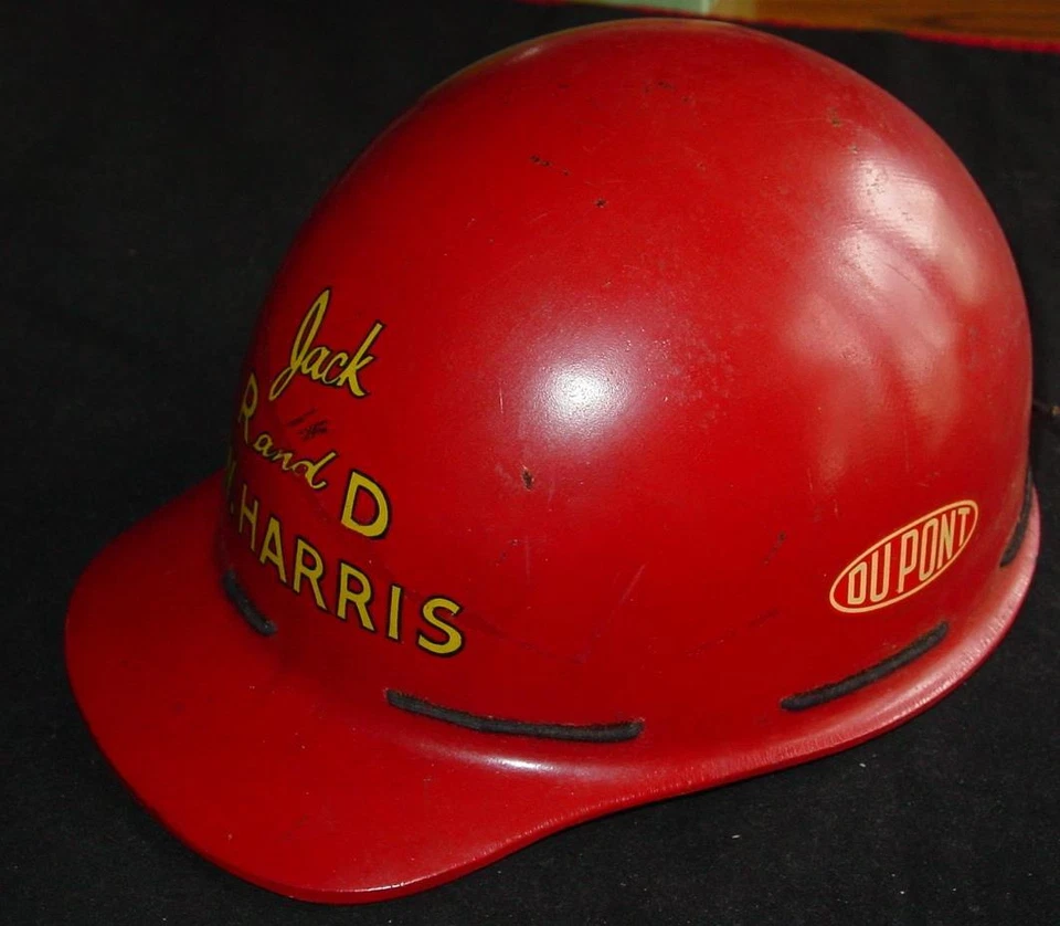 Casco de seguridad de minero de ala frontal de fibra de vidrio MSA Skullgard de 1940 DuPont Foto 2 de 4