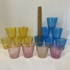 Vtg Oatmeal 3” Plastic Tumbler Cups Lot of 15 5 Yellow, 6 Blue, And 4 Pink